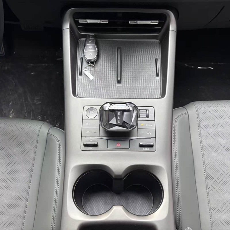 Qin PLUS 2025 DM-i Intelligent Driving Edition 55KM Leading Edition Qin PLUS 2025 DM-i Intelligent Driving Edition 55KM Leading Edition