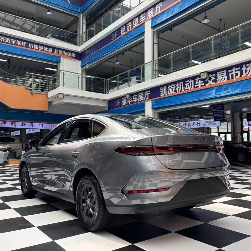 Qin PLUS 2025 DM-i Intelligent Driving Edition 55KM Leading Edition Qin PLUS 2025 DM-i Intelligent Driving Edition 55KM Leading Edition