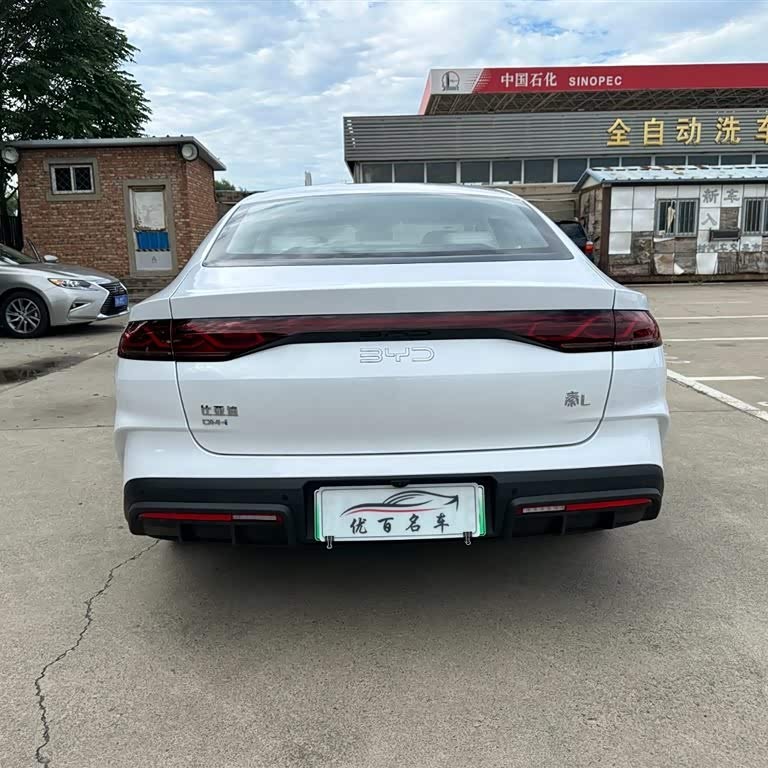 Qin L 2024 DM-i 80KM Leading Edition Qin L 2024 DM-i 80KM Leading Edition