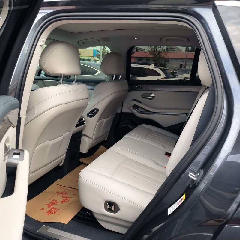 Tang L 2025 DM 215KM LiDAR Flagship Model Tang L 2025 DM 215KM LiDAR Flagship Model