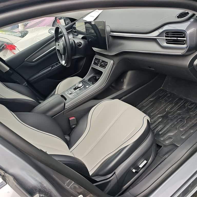 Destroyer 05 2023 Champion Edition DM-i 120KM Premium Destroyer 05 2023 Champion Edition DM-i 120KM Premium