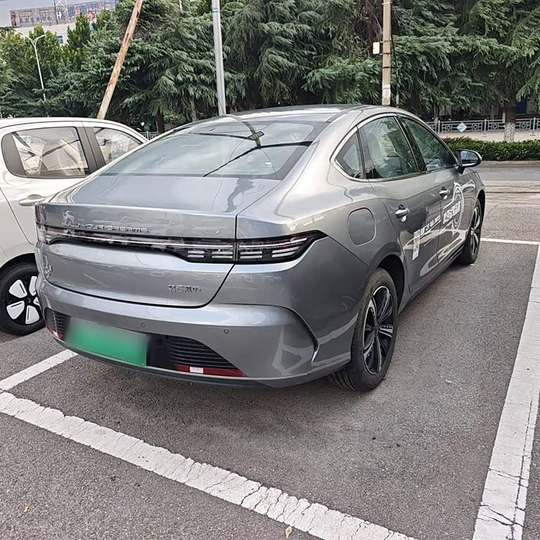 Destroyer 05 2023 Champion Edition DM-i 120KM Premium Destroyer 05 2023 Champion Edition DM-i 120KM Premium