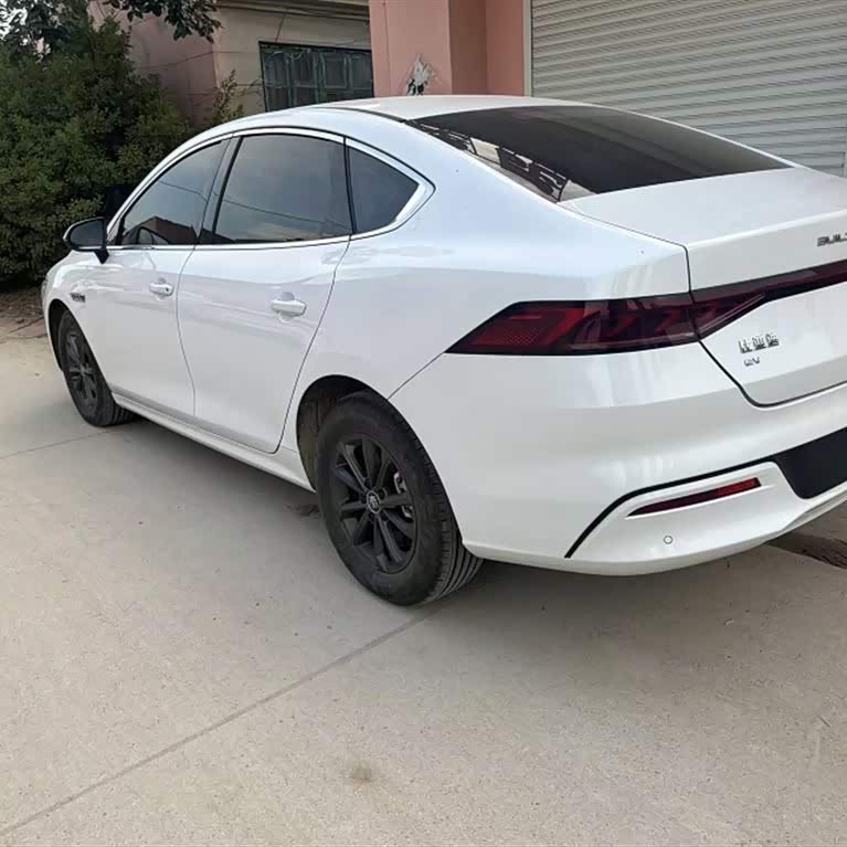 Qin PLUS 2023 Champion Edition EV 420KM Leading Edition Qin PLUS 2023 Champion Edition EV 420KM Leading Edition