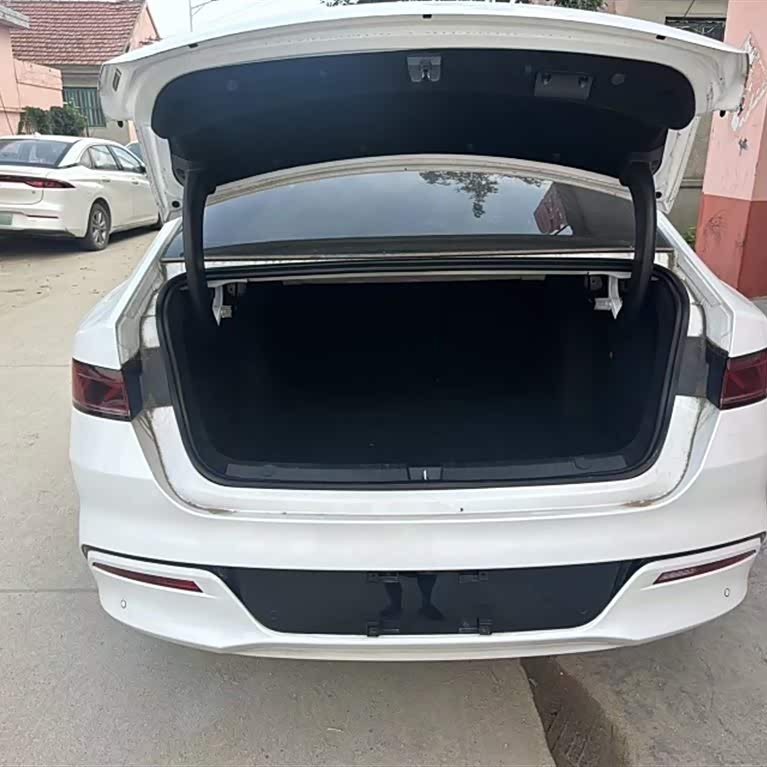 Qin PLUS 2023 Champion Edition EV 420KM Leading Edition Qin PLUS 2023 Champion Edition EV 420KM Leading Edition