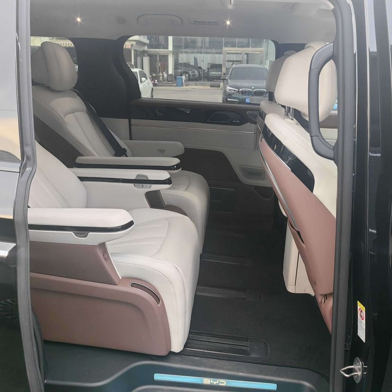 2025 DM-i 1.5T 180km Excellence Edition 2025 DM-i 1.5T 180km Excellence Edition