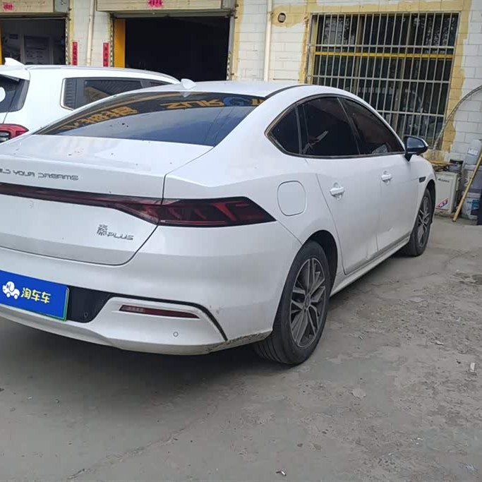 Qin PLUS 2021 DM-i 55KM Premium Edition Qin PLUS 2021 DM-i 55KM Premium Edition