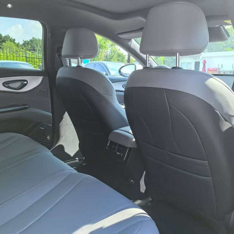 Seal 07 DM-i 2025 Smart Driving Edition DM-i 1.5L 125km Premium Edition Seal 07 DM-i 2025 Smart Driving Edition DM-i 1.5L 125km Premium Edition
