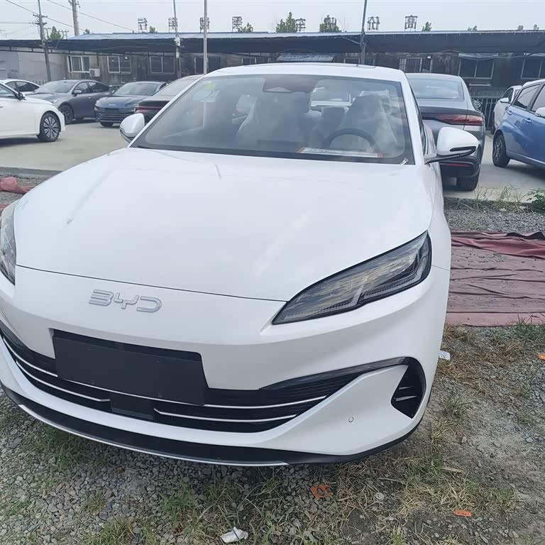 Haibao 06 New Energy 2024 DM-i 120KM Premium Edition Haibao 06 New Energy 2024 DM-i 120KM Premium Edition
