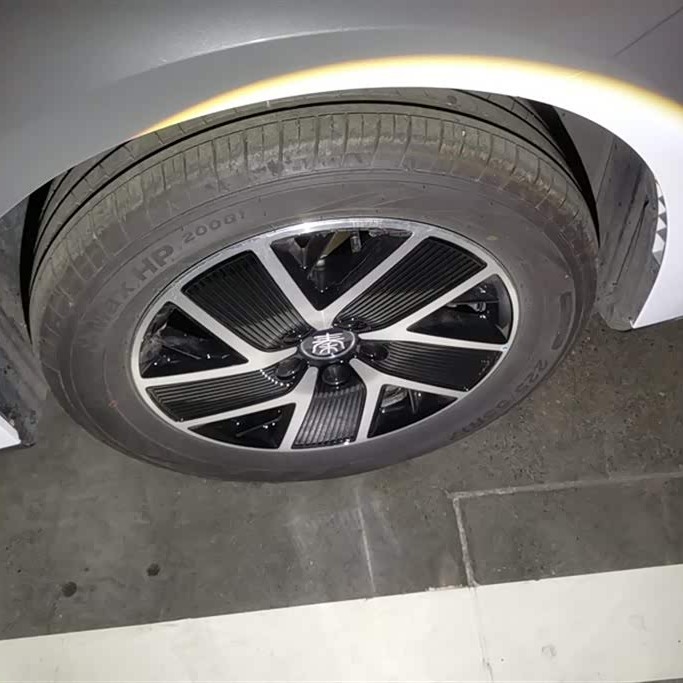 Qin L 2024 DM-i 120KM Leading Edition Qin L 2024 DM-i 120KM Leading Edition