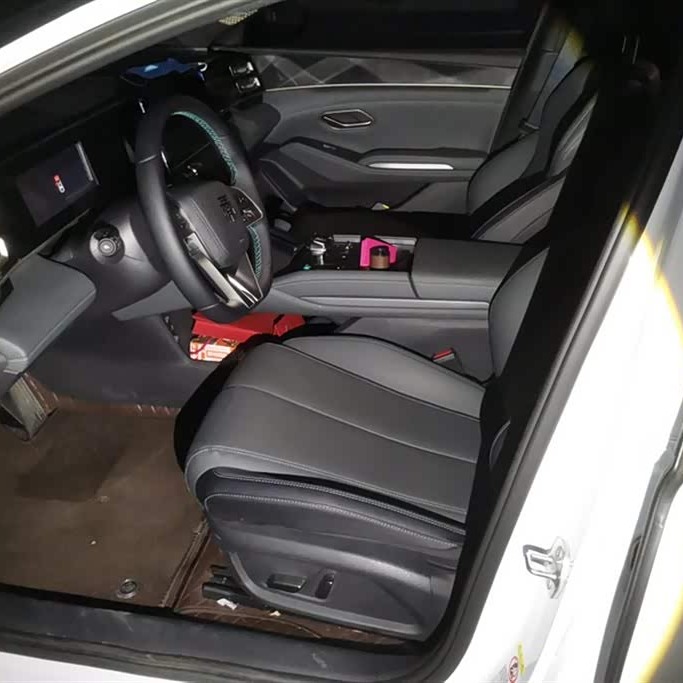 Qin L 2024 DM-i 120KM Leading Edition Qin L 2024 DM-i 120KM Leading Edition