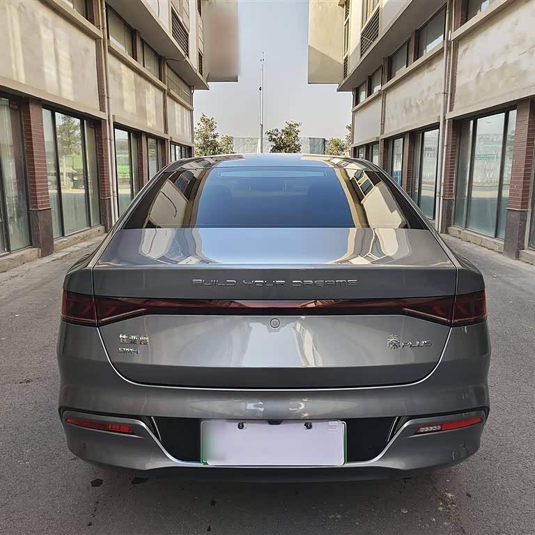 Qin PLUS 2024 Honor Edition DM-i 55KM Leading Edition Qin PLUS 2024 Honor Edition DM-i 55KM Leading Edition