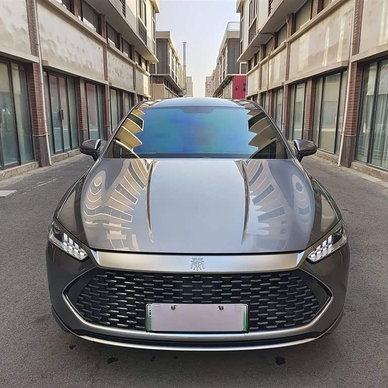 Qin PLUS 2024 Honor Edition DM-i 55KM Leading Edition Qin PLUS 2024 Honor Edition DM-i 55KM Leading Edition