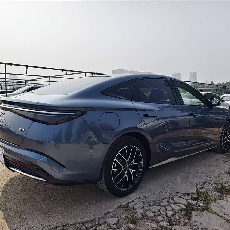 Haima 2023 DM-i 1.5T 121km Flagship Model Haima 2023 DM-i 1.5T 121km Flagship Model