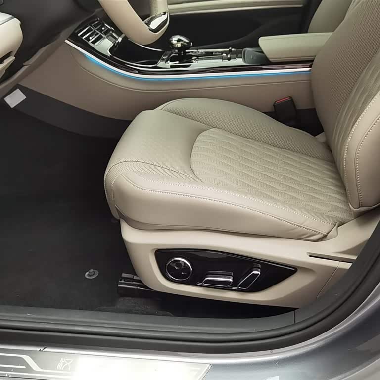 Han 2025 DM-i 125KM Premium Edition Han 2025 DM-i 125KM Premium Edition