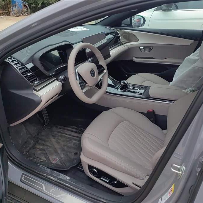 Han 2025 DM-i Intelligent Driving Edition 125KM Elite Han 2025 DM-i Intelligent Driving Edition 125KM Elite