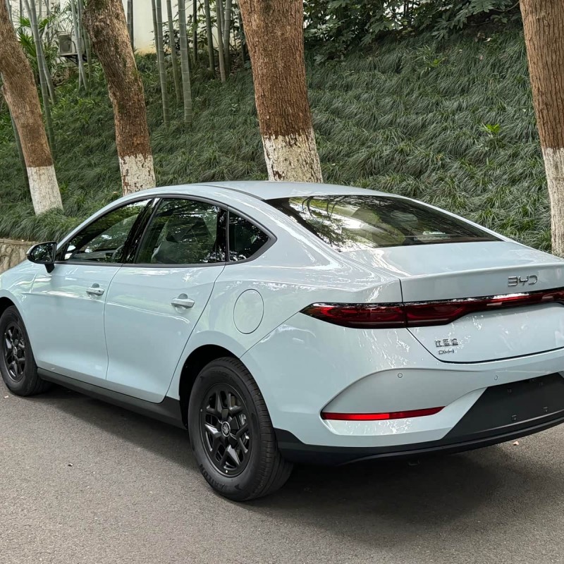 Qin PLUS 2025 DM-i Intelligent Driving Edition 55KM Leading Edition Qin PLUS 2025 DM-i Intelligent Driving Edition 55KM Leading Edition