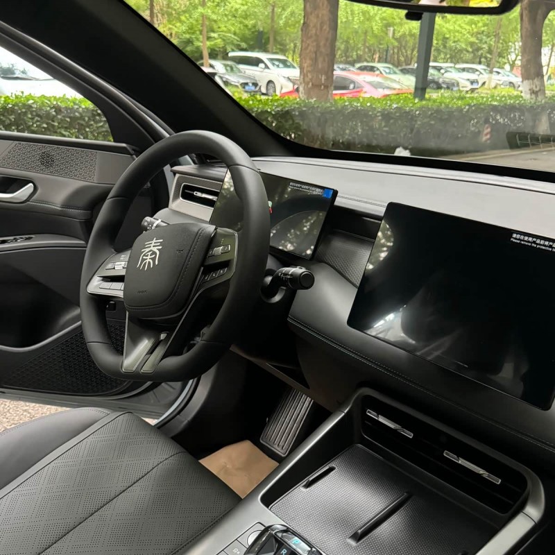 Qin PLUS 2025 DM-i Intelligent Driving Edition 55KM Leading Edition Qin PLUS 2025 DM-i Intelligent Driving Edition 55KM Leading Edition