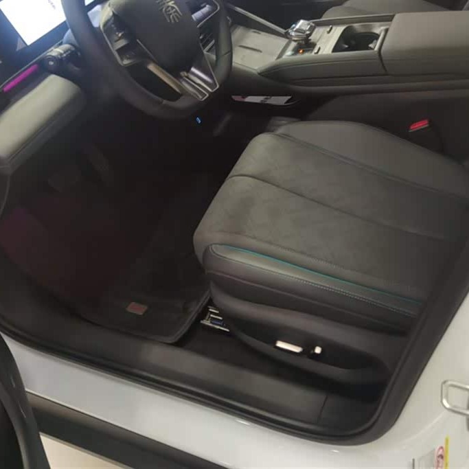 Qin L 2024 DM-i 120KM Beyond Edition Qin L 2024 DM-i 120KM Beyond Edition