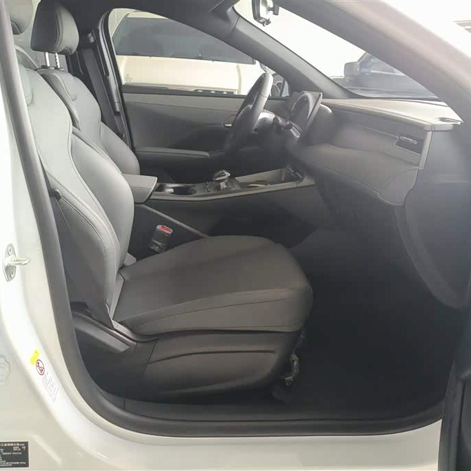 Qin PLUS 2025 DM-i Intelligent Driving Edition 55KM Leading Edition Qin PLUS 2025 DM-i Intelligent Driving Edition 55KM Leading Edition