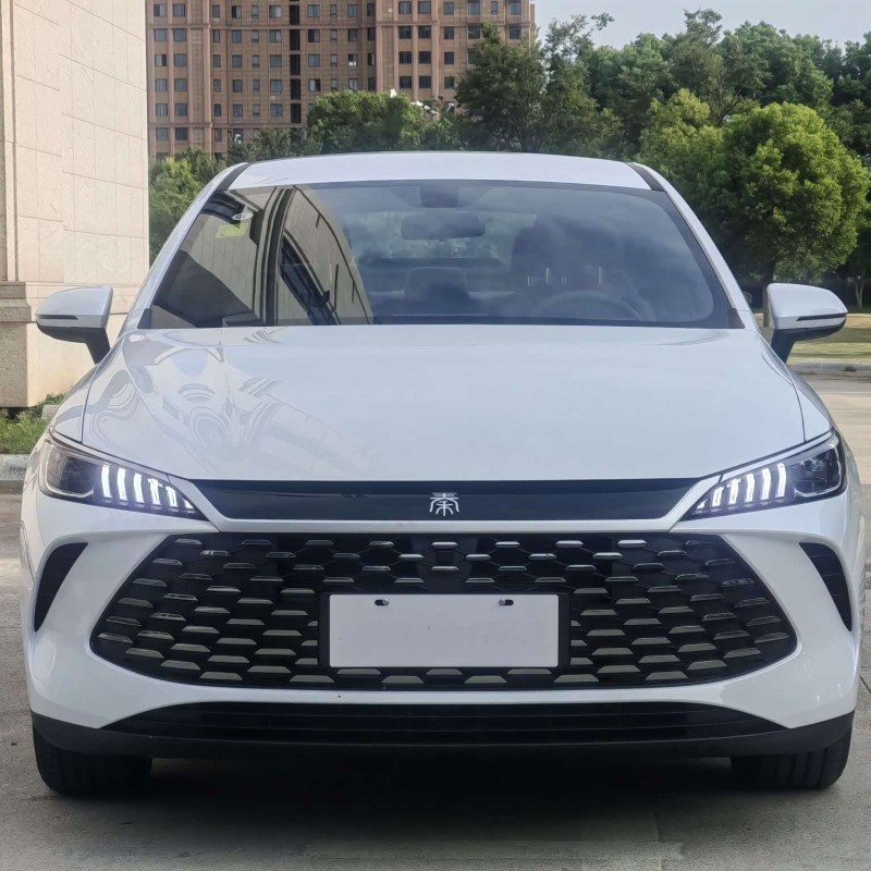 Qin PLUS 2025 DM-i Intelligent Driving Edition 55KM Leading Edition Qin PLUS 2025 DM-i Intelligent Driving Edition 55KM Leading Edition
