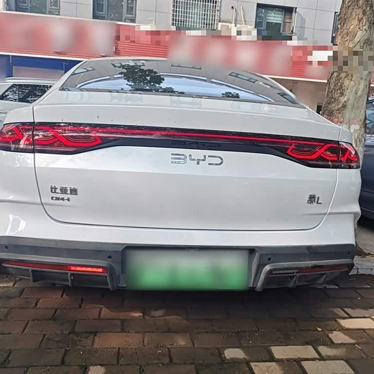 Qin L 2024 DM-i 120KM Beyond Edition Qin L 2024 DM-i 120KM Beyond Edition