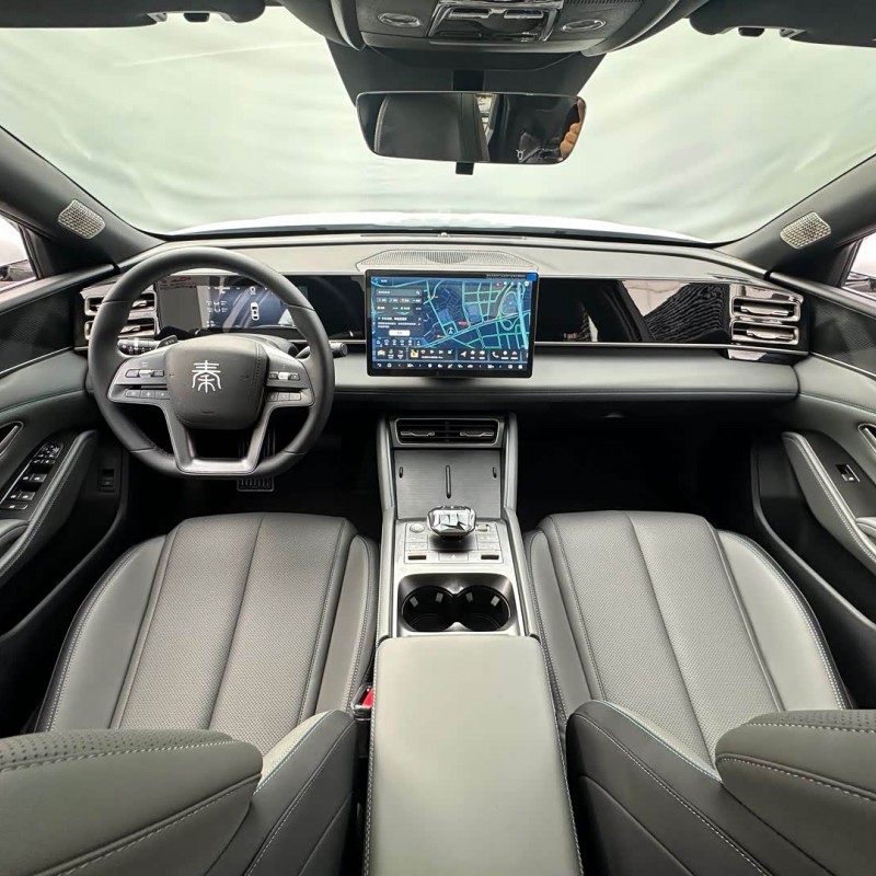 Qin L 2025 DM-i Intelligent Driving Edition 120KM Leading Model Qin L 2025 DM-i Intelligent Driving Edition 120KM Leading Model