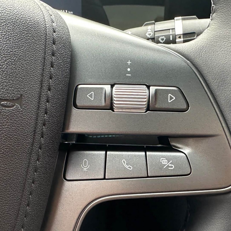 Qin L 2025 DM-i Intelligent Driving Edition 120KM Leading Model Qin L 2025 DM-i Intelligent Driving Edition 120KM Leading Model