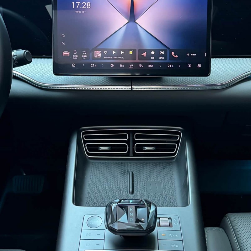 Song Pro New Energy 2025 Second Generation DM-i 75KM Beyond Edition Song Pro New Energy 2025 Second Generation DM-i 75KM Beyond Edition