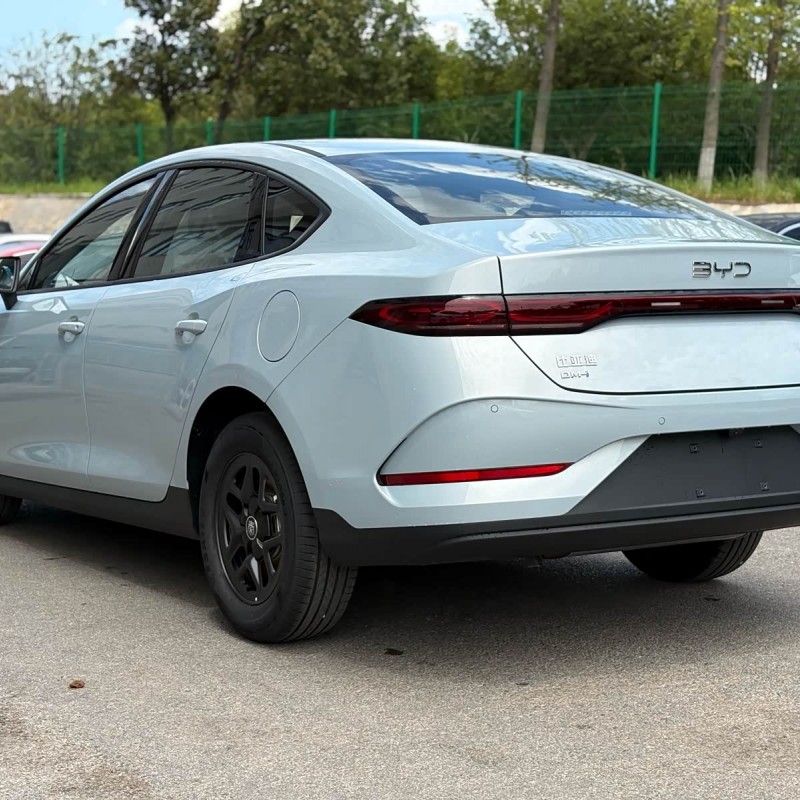 Qin PLUS 2025 DM-i Intelligent Driving Edition 55KM Leading Edition Qin PLUS 2025 DM-i Intelligent Driving Edition 55KM Leading Edition