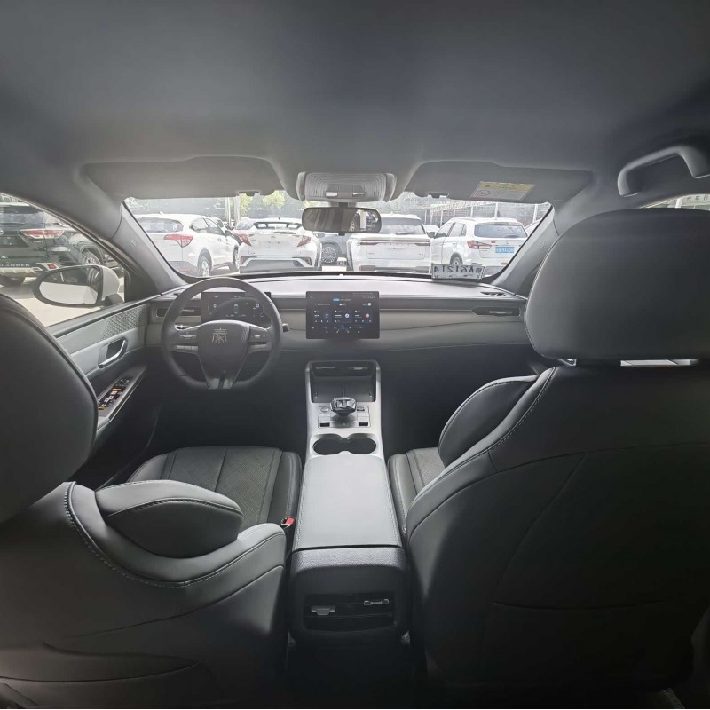 Qin PLUS 2025 DM-i Intelligent Driving Edition 55KM Leading Edition Qin PLUS 2025 DM-i Intelligent Driving Edition 55KM Leading Edition