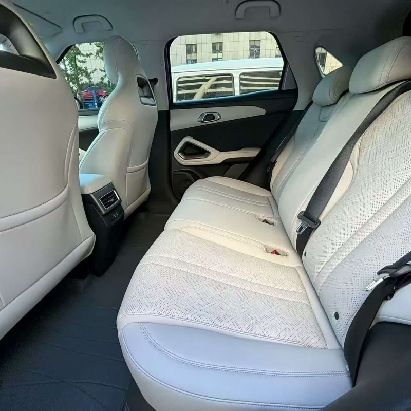 Yuan UP 2025 Smart Driving Edition 401KM Vitality Edition Yuan UP 2025 Smart Driving Edition 401KM Vitality Edition