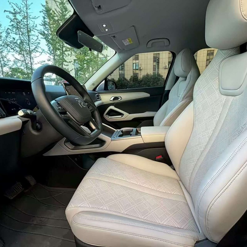 Yuan UP 2025 Smart Driving Edition 401KM Vitality Edition Yuan UP 2025 Smart Driving Edition 401KM Vitality Edition